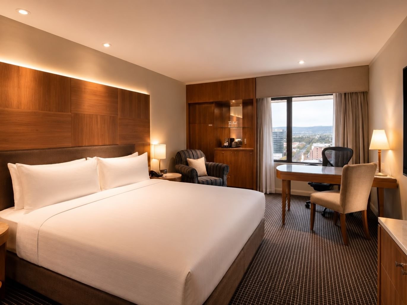 Amora Hotel Adelaide guest room