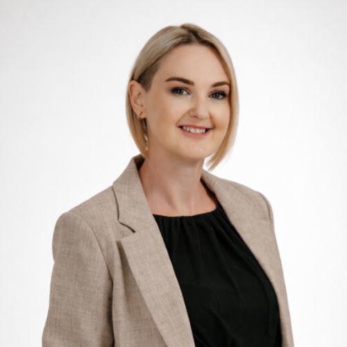 Sharni Bichan - Harcourts logo