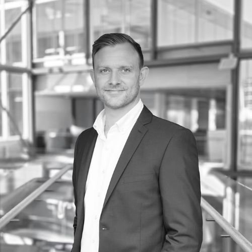 Luke Nutting - Wallace Real Estate logo