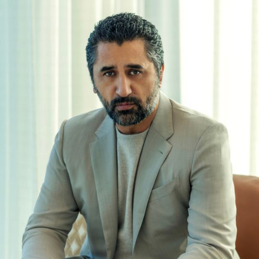 CLIFF CURTIS