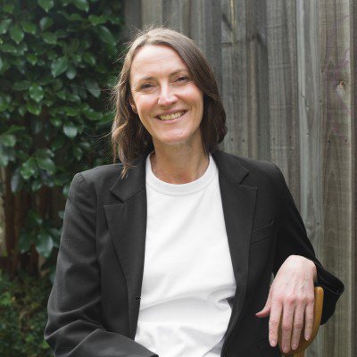 Annemarie Hindle logo