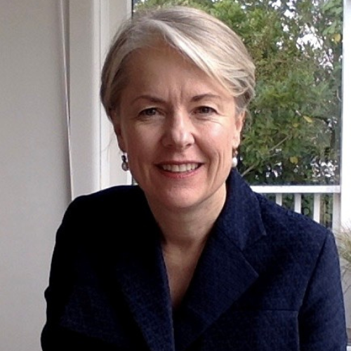 Linda McIver logo